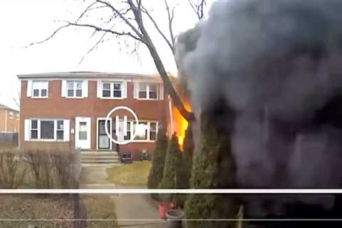Caught on camera: Townhome explodes in Illinois