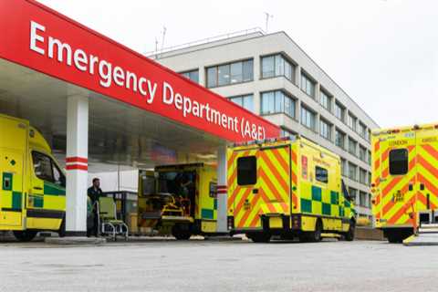 NHS emergency care plan criticised over workforce omission