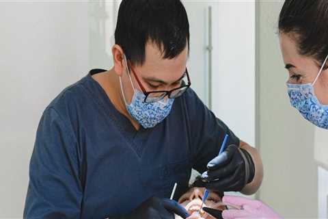 The Ultimate Guide To Having A Dental Assistant Present During Your Tooth Extraction Procedure In..