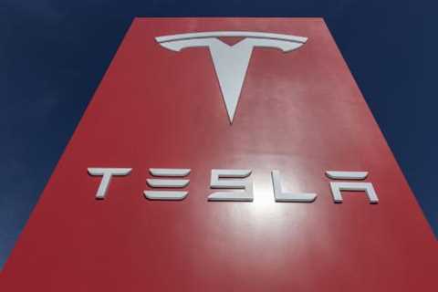 UPDATE: Fifth Circuit Affirms NLRB Ruling In Tesla Case, Ordering Elon Musk to Delete Union-Related ..