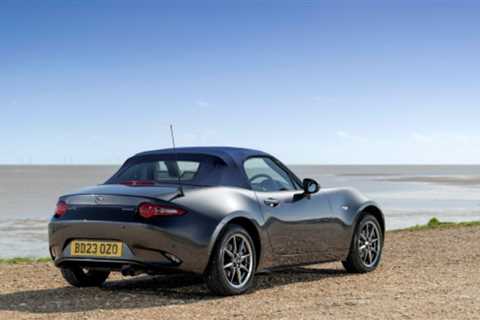 Mazda unwraps a MX-5 Miata Kizuna special edition for spring