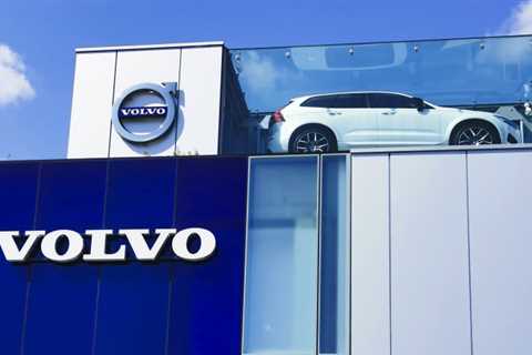 Volvo Cars laying off 1,300 as it steps up cost cuts