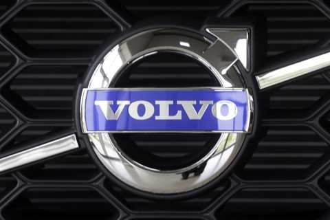 Volvo Cars sales up 31% in May as supply constraints ease