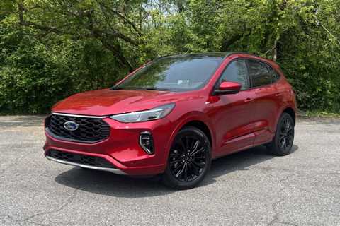 2023 Ford Escape First Drive Review: New ST Line adds much-needed style