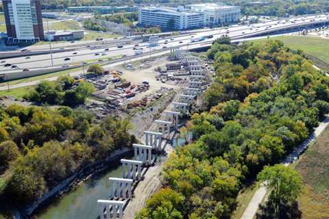 North Texas Commuter Rail Faces Cost Overruns Due to Dallas Delays