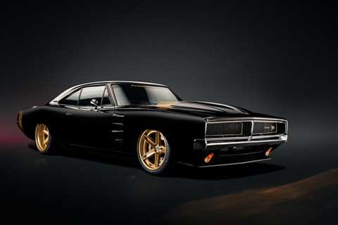 Ringbrothers 1969 Dodge Charger 'TUSK' gets a Hellephant at SEMA