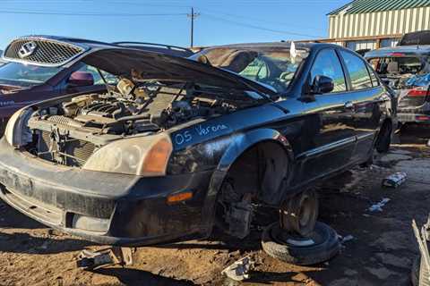 Junkyard Gem: 2005 Suzuki Verona