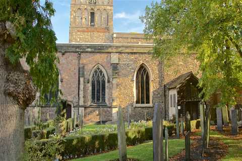 Exploring the Oldest Churches in Leicester