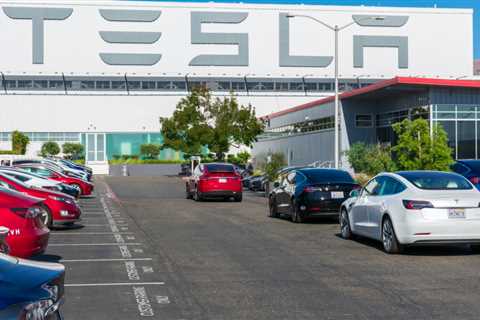 Used EV prices fall much faster than gas cars, according to iSeeCars