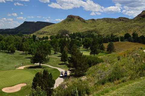 Golf Courses and Country Clubs for Seniors in Wheat Ridge, CO