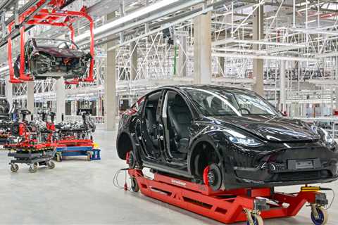 Tesla’s $25,000 car means tossing out the 100-year-old assembly line