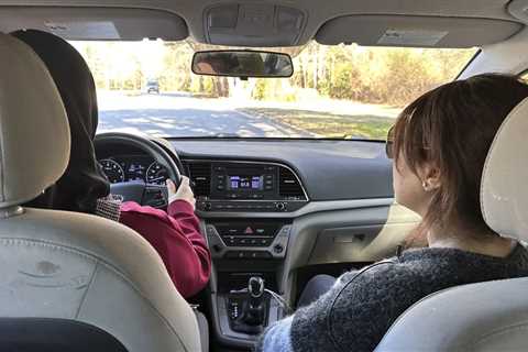 Teaching refugee women to drive offers all kinds of freedom