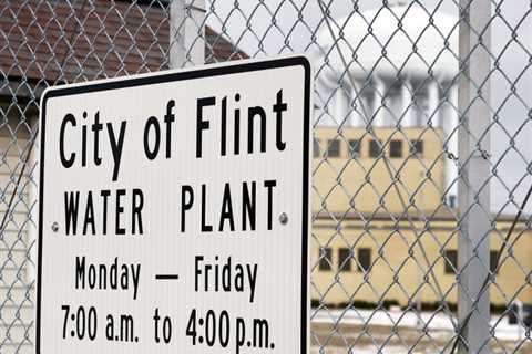 Flint Judge Threatens Sanctions, Gag Order Over Defendant's Media Campaign
