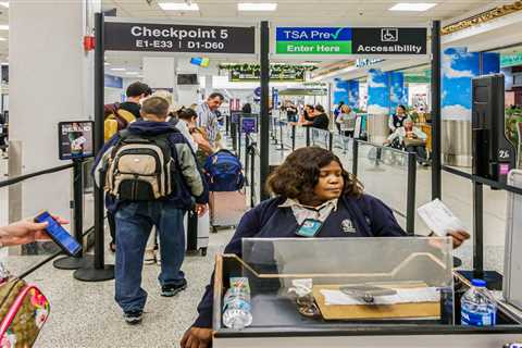 So you finally got TSA pre-check. Here's how to avoid being the most annoying person in line and..