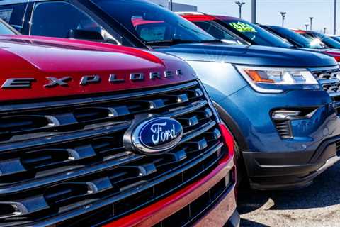 Strong new-vehicle inventory brings better incentives and more sales, says J.D. Power