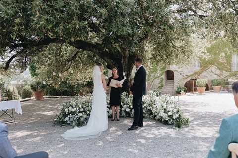 Timeless All-White Villa Podernovo Destination Wedding