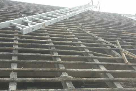 Roofing Company Lees Emergency Flat & Pitched Roof Repair Services