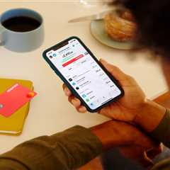 Monzo moves clients to backup after outage