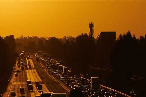 Navigating Rush Hour Traffic in Mulino, Oregon