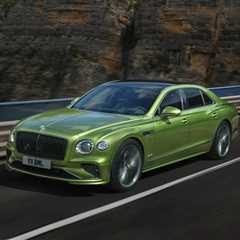 2025 Bentley Flying Spur Speed is one quick and luxurious PHEV