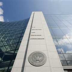 New Am Law 100 Partner Emerges on Trump's Shortlist for SEC Chair