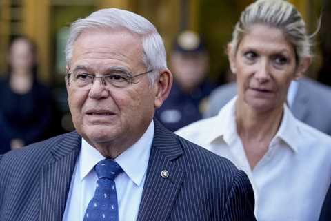 Defense Counsel for Ex-U.S. Sen. Bob Menendez Urges Sentence of Less Than Two Years