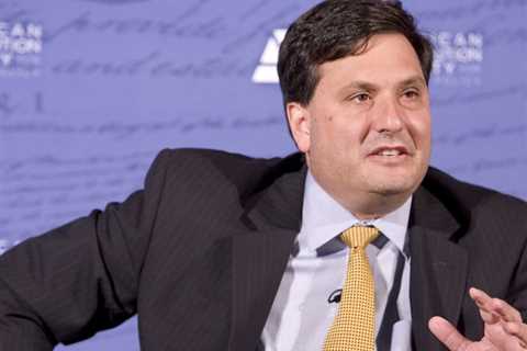 After Solving Problems for Presidents, Ron Klain Now Applying Legal Prowess to Helping Airbnb..