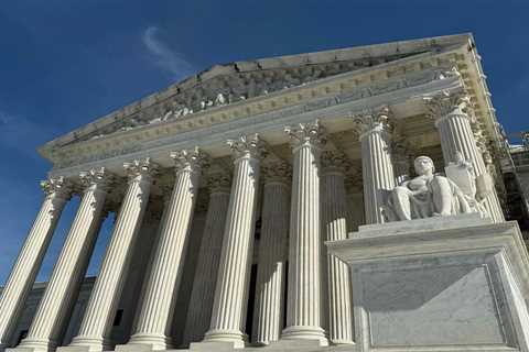 Supreme Court allows Trump to remove agency heads without cause for now