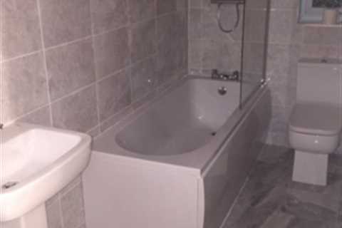 Fitted Bathroom Oakwood New Bathrooms And Wet Rooms Installed by Qualified And Experienced Fitters..