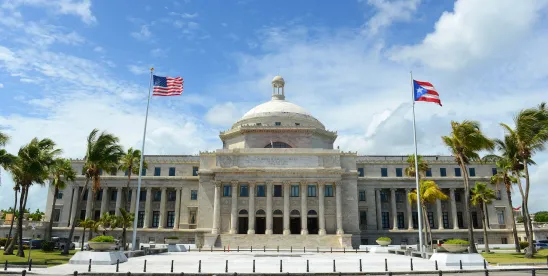 Puerto Rico Senate Approves Resolution Backing U.S. Actions Against Maduro