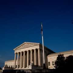 Chief justice’s year-end report goes back to basics