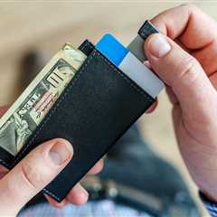 Fed, Signaling Little Urgency, Prepares to Pause on Rate Cuts