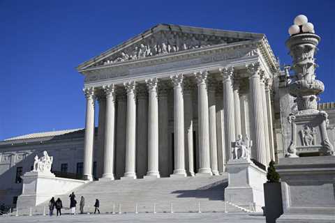 In birthright citizenship case, Justice Department urges court to treat an old concept in a new way