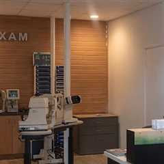 Free Eye Exam · Wednesday, Jul 29 📸