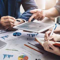 Restaurant Financial Controller
